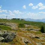 Le Cassini Aparthotel Le Freney-dʼOisans